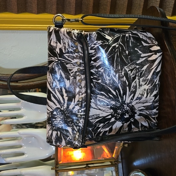 Patricia Nash Backpack-purse - Picture 2 of 12